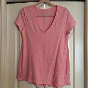 Lilly Pulitzer t shirt